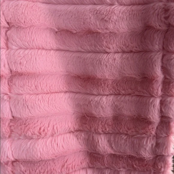 Sew sweet Minky scarf new with tags pink - Picture 3 of 3